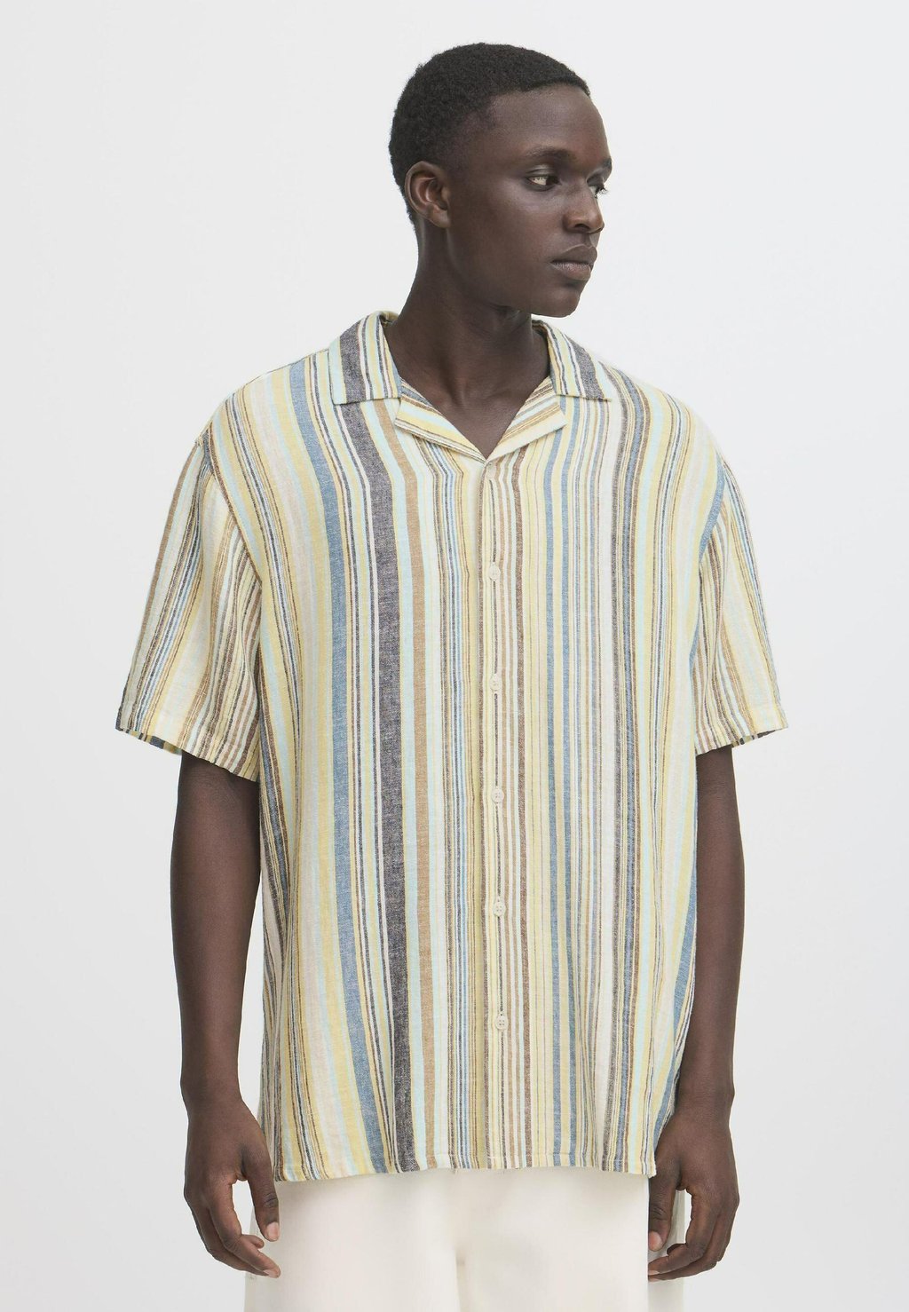 Рубашка BHAKIS Blend, синий
Рубашка BHAKIS Blend, синий