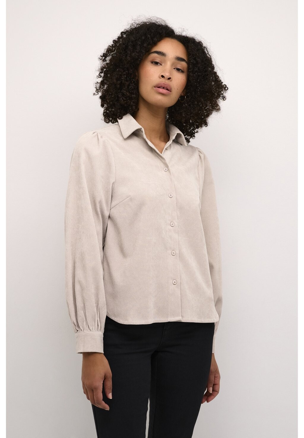 Блузка на пуговицах Kaffe, серый
Блузка на пуговицах Kaffe, серый