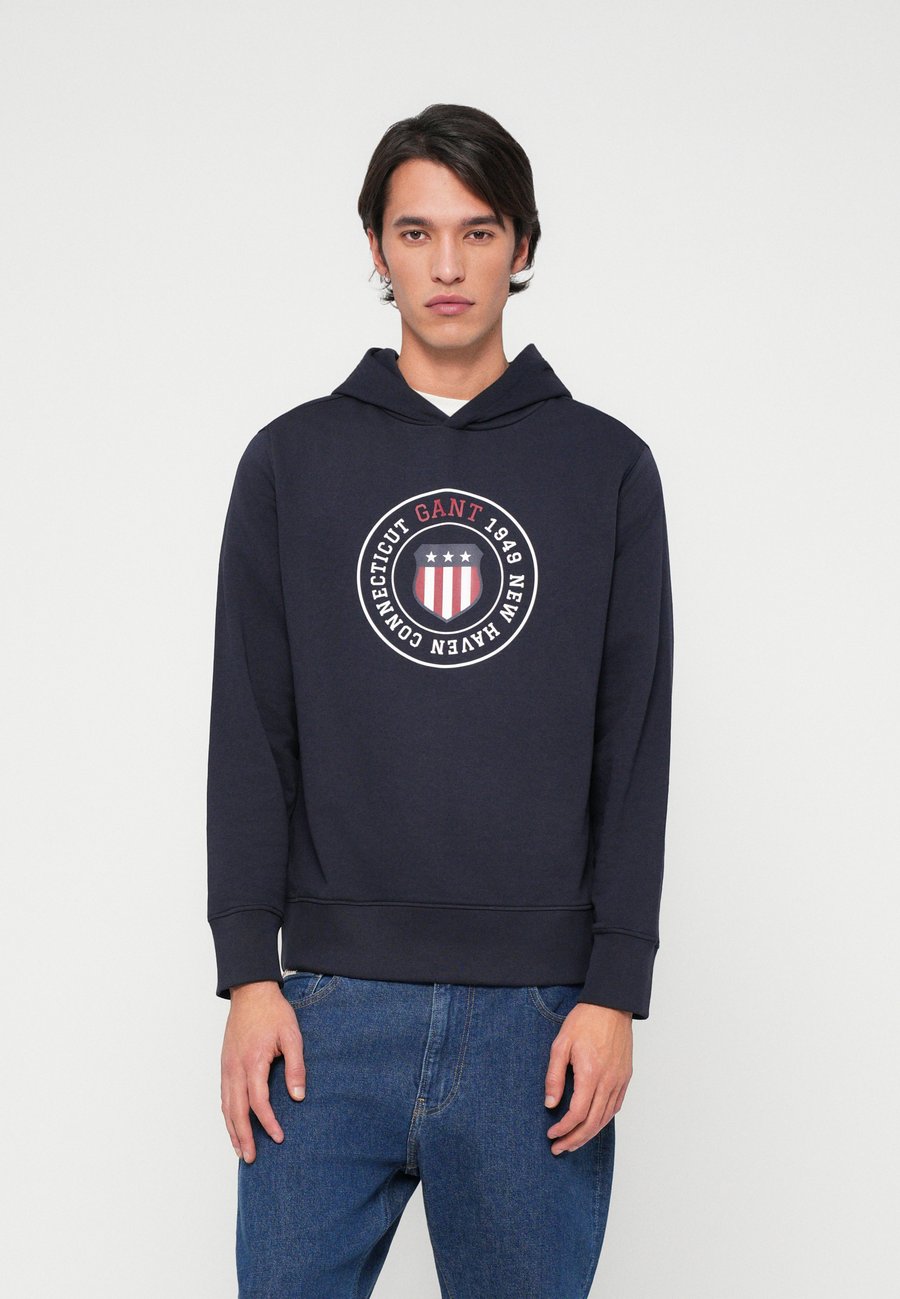 Толстовка GANT GRAPHIC HOODIE, Evening Blue/Dark Blue, Синий, Толстовка GANT GRAPHIC HOODIE, Evening Blue/Dark Blue
Толстовка GANT GRAPHIC HOODIE, Evening Blue/Dark Blue, Синий, Толстовка GANT GRAPHIC HOODIE, Evening Blue/Dark Blue