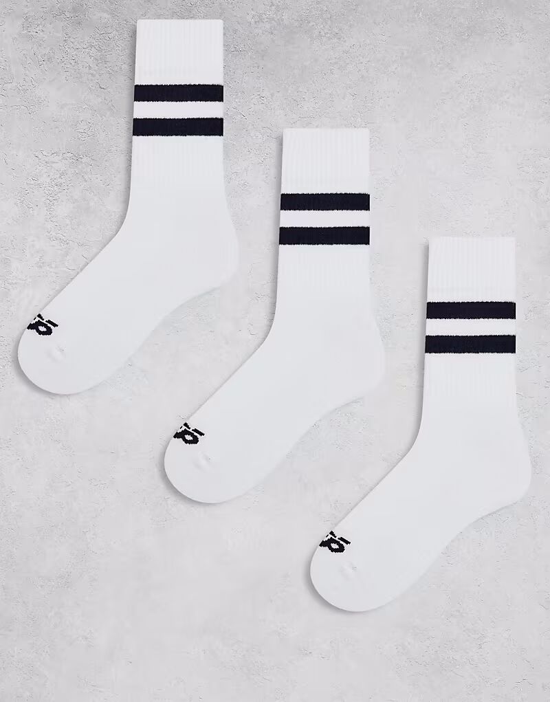 4505 3 пары носков с двумя полосками, быстросохнущие, белого цвета с темно-синей полоской
4505 3 пары носков с двумя полосками, быстросохнущие, белого цвета с темно-синей полоской