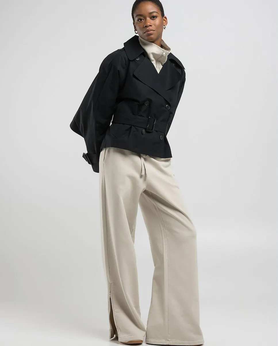 Женское короткое пальто с поясом Replay, черный
Женское короткое пальто с поясом Replay, черный