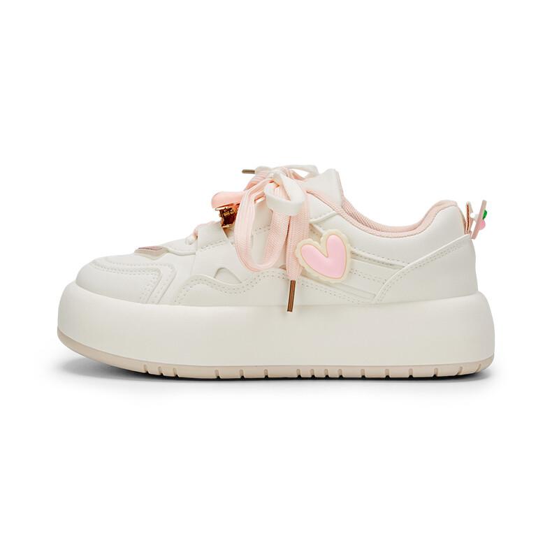 Кеды, скейтборд обувь женская низкая белый Karlie Keller
Кеды, скейтборд обувь женская низкая белый Karlie Keller