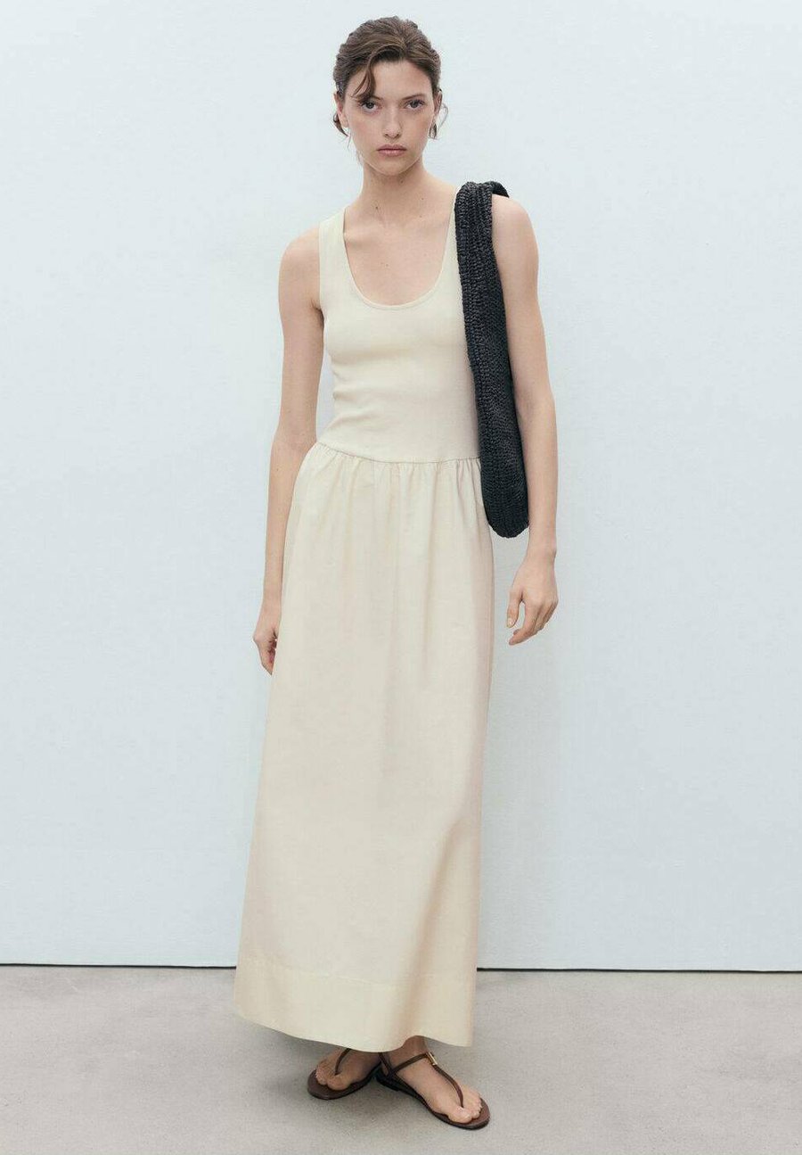 Платье Mango FLARED , Beige
Платье Mango FLARED , Beige