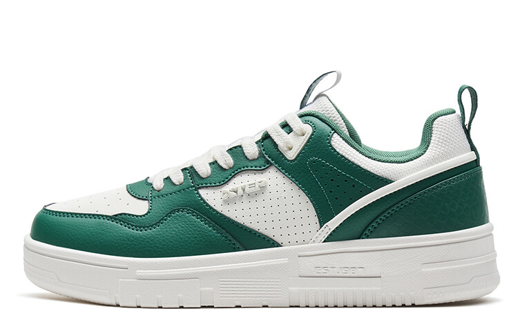 Кроссовки XTEP Alfalfa White Skateboarding Shoes Men Low-top Deep Emerald Green/sail White, зеленый 
Кроссовки XTEP Alfalfa White Skateboarding Shoes Men Low-top Deep Emerald Green/sail White, зеленый