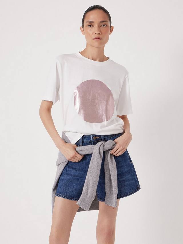 Футболка с фольгированным принтом HUSH, White
Футболка с фольгированным принтом HUSH, White