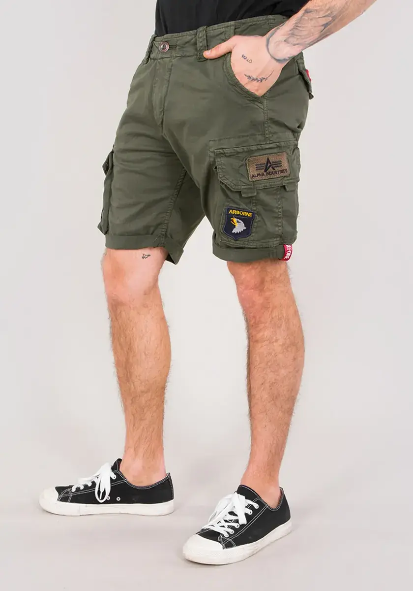 Шорты Alpha Industries " Alpha Industries Мужчины - Шорты Crew Short Patch", оливковый
Шорты Alpha Industries " Alpha Industries Мужчины - Шорты Crew Short Patch", оливковый