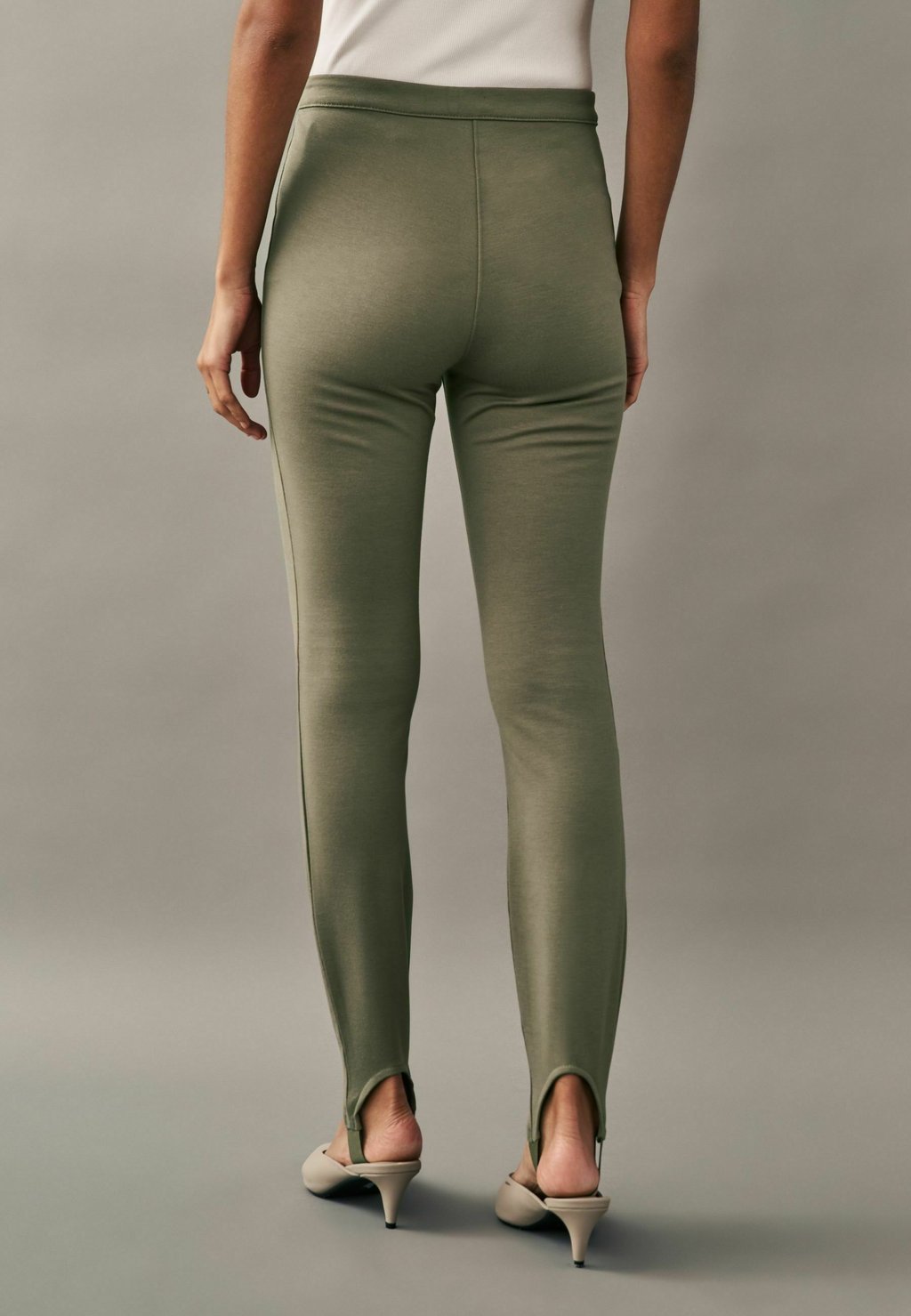 Брюки PONTE STIRRUP Next, зеленый
Брюки PONTE STIRRUP Next, зеленый