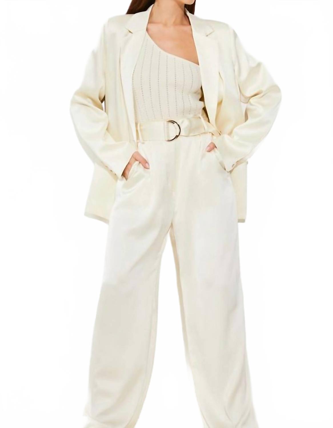 Блейзер Doris из сатина в белом цвете Suncoo
Блейзер Doris из сатина в белом цвете Suncoo