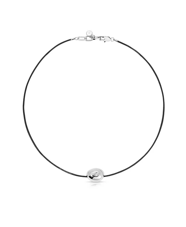 Ожерелье с подвеской из полированной кожи с одним кристаллом Ettika, rhodium
Ожерелье с подвеской из полированной кожи с одним кристаллом Ettika, rhodium