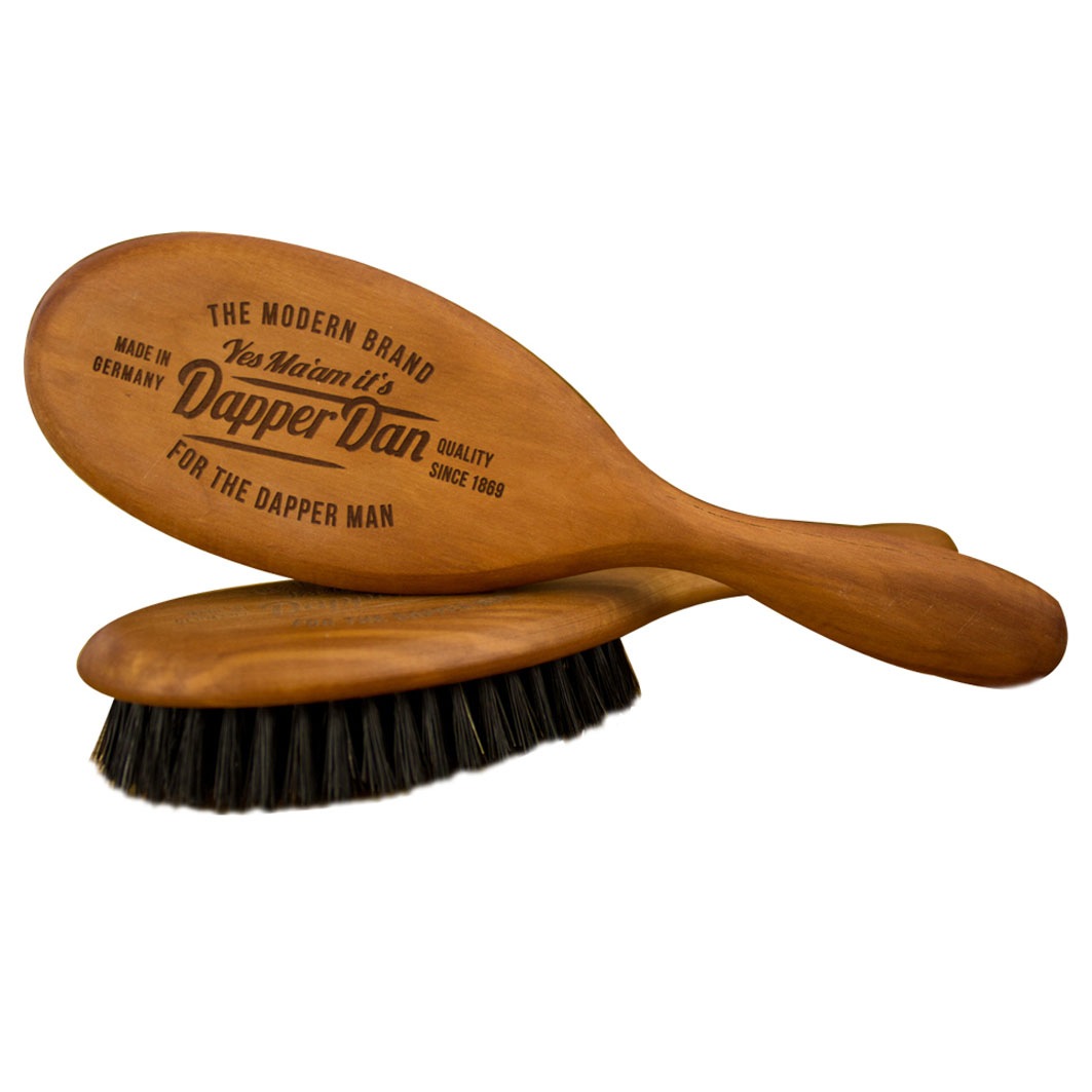 Расческа haarbürste mit griff schwarz xl Dapper Dan, количество 1 шт.
Расческа haarbürste mit griff schwarz xl Dapper Dan, количество 1 шт.