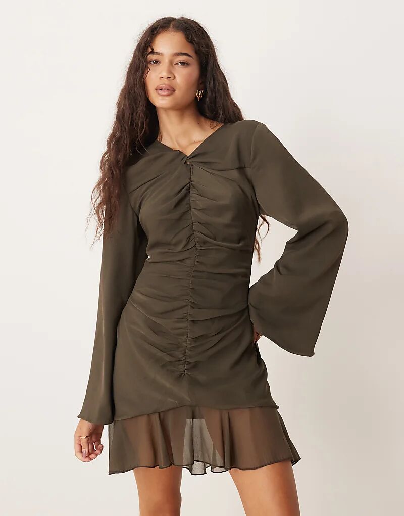 Мини-платье ASOS DESIGN с лифом в сборку темно-оливкового цвета
Мини-платье ASOS DESIGN с лифом в сборку темно-оливкового цвета