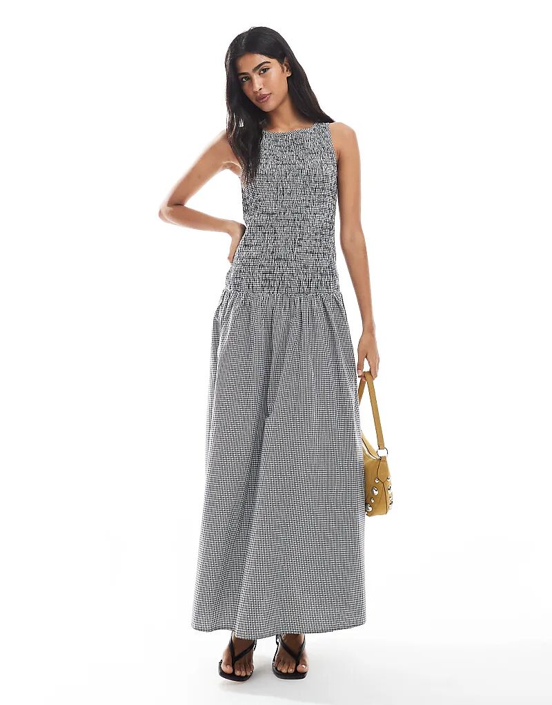 Only Платье макси с заниженной талией и сборками в черную клетку виши
Only Платье макси с заниженной талией и сборками в черную клетку виши