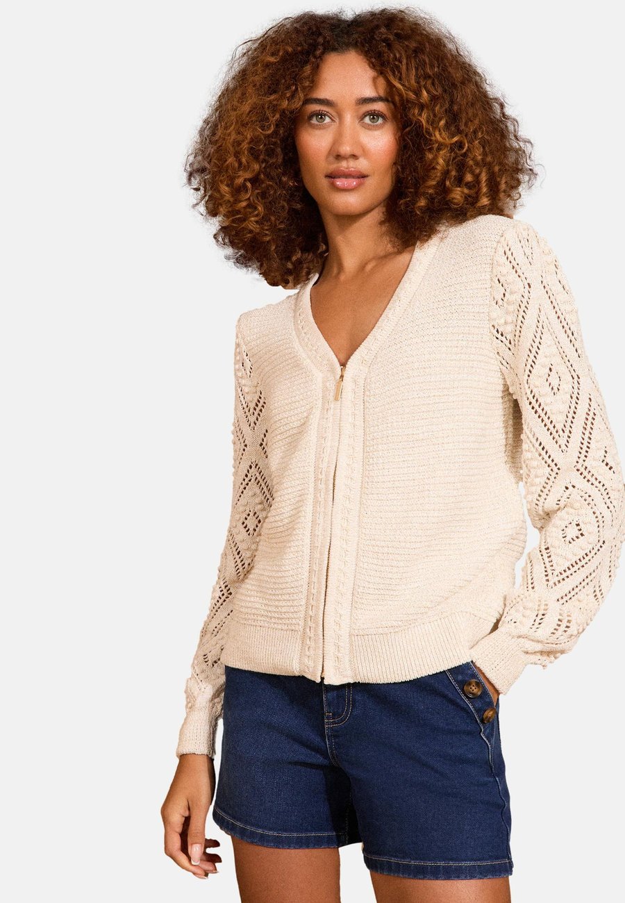 Кардиган Love & Roses REGULAR FIT, Ivory/White
Кардиган Love & Roses REGULAR FIT, Ivory/White