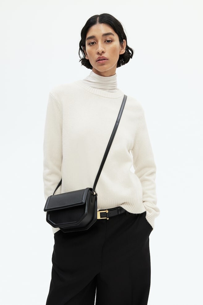 Свитер H&M, бежевый
Свитер H&M, бежевый