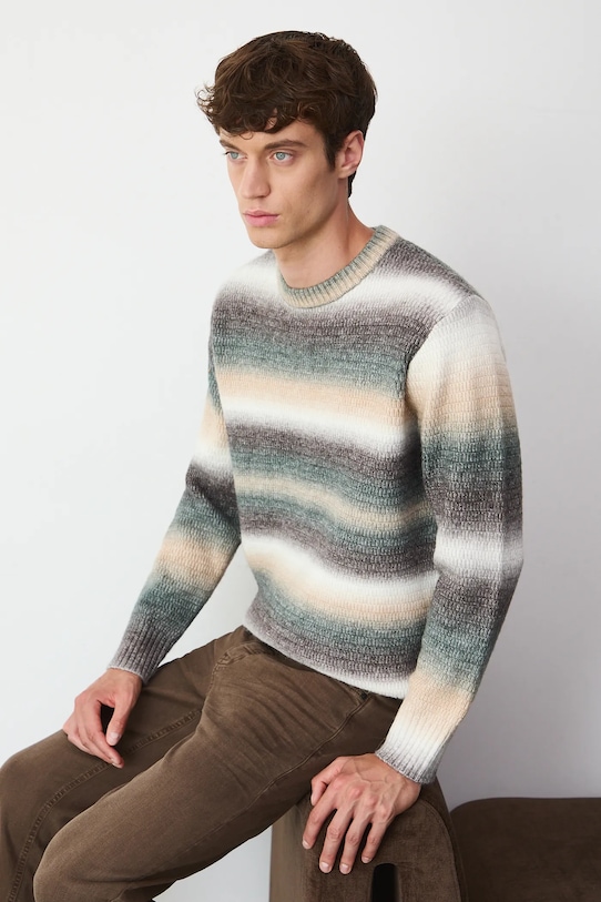 Свитер Medicine, зеленый
Свитер Medicine, зеленый