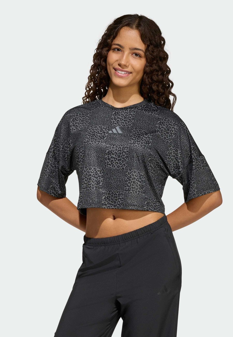 Футболка Adidas Performance FUTURE ICONS ALLOVER, Black Grey Six Grey Four/Black, Черный, Футболка Adidas Performance FUTURE ICONS ALLOVER, Black Grey Six Grey Four/Black
Футболка Adidas Performance FUTURE ICONS ALLOVER, Black Grey Six Grey Four/Black, Черный, Футболка Adidas Performance FUTURE ICONS ALLOVER, Black Grey Six Grey Four/Black