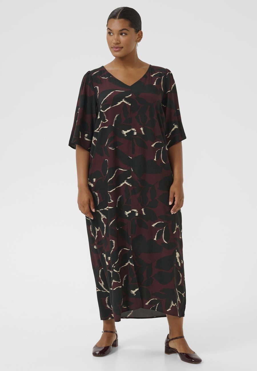 Платье Kaffe Curve Day dress, Windsor Wine/Black Flower/Bordeaux
Платье Kaffe Curve Day dress, Windsor Wine/Black Flower/Bordeaux