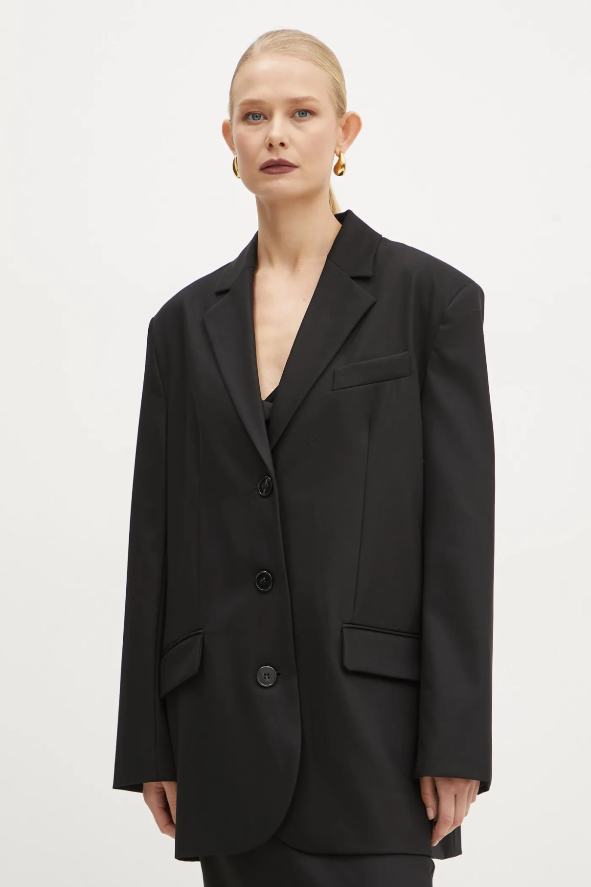 Блейзер Ivy Oak, черный
Блейзер Ivy Oak, черный