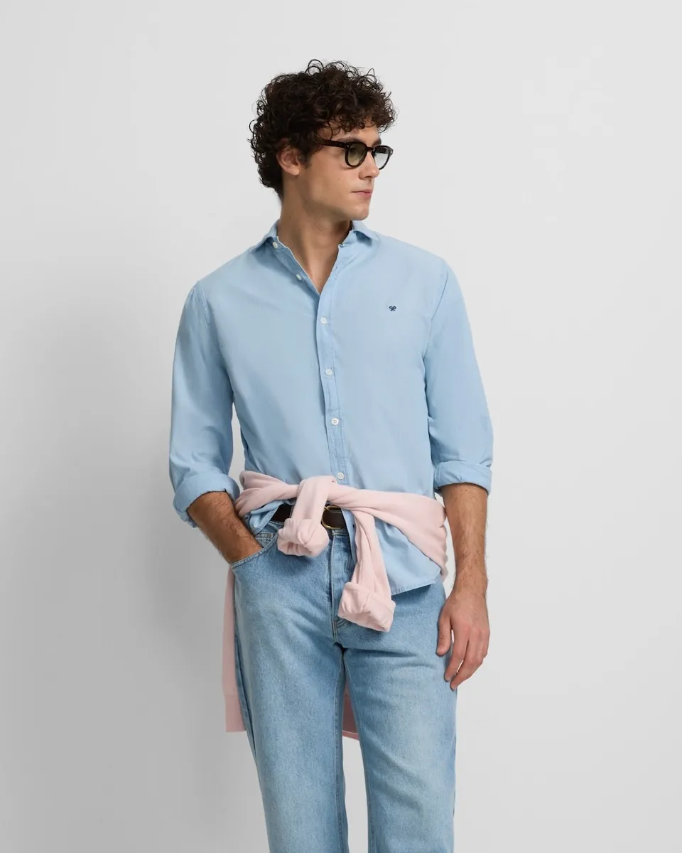 Мужская спортивная джинсовая рубашка прямого кроя светло-голубого цвета Silbon
Мужская спортивная джинсовая рубашка прямого кроя светло-голубого цвета Silbon