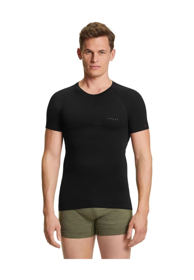 Майка "wool-tech light" согревающая препятствующая появлению запаха Falke, черный
Майка "wool-tech light" согревающая препятствующая появлению запаха Falke, черный