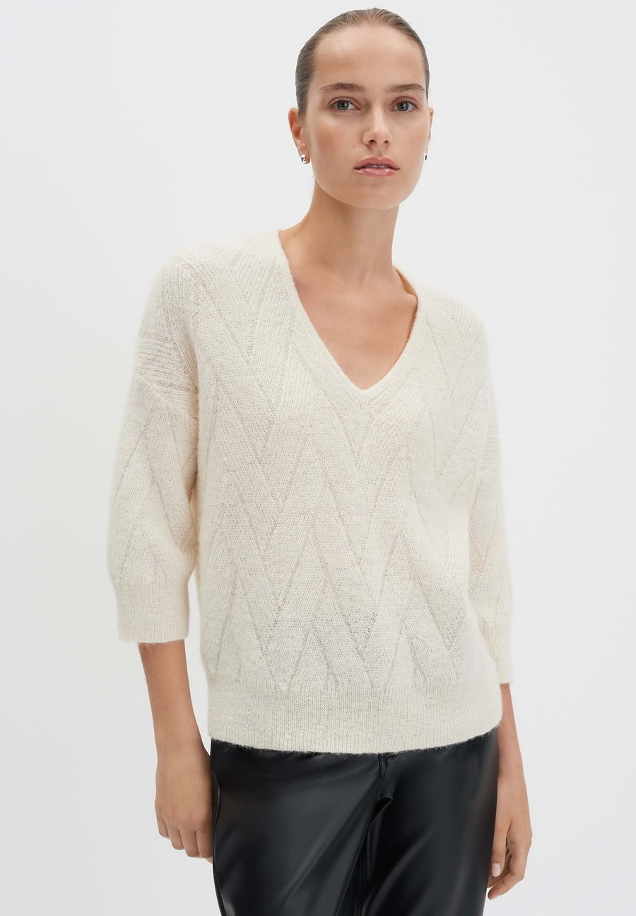 Джемпер someday. LOOSE FIT, Soft Cream/White
Джемпер someday. LOOSE FIT, Soft Cream/White