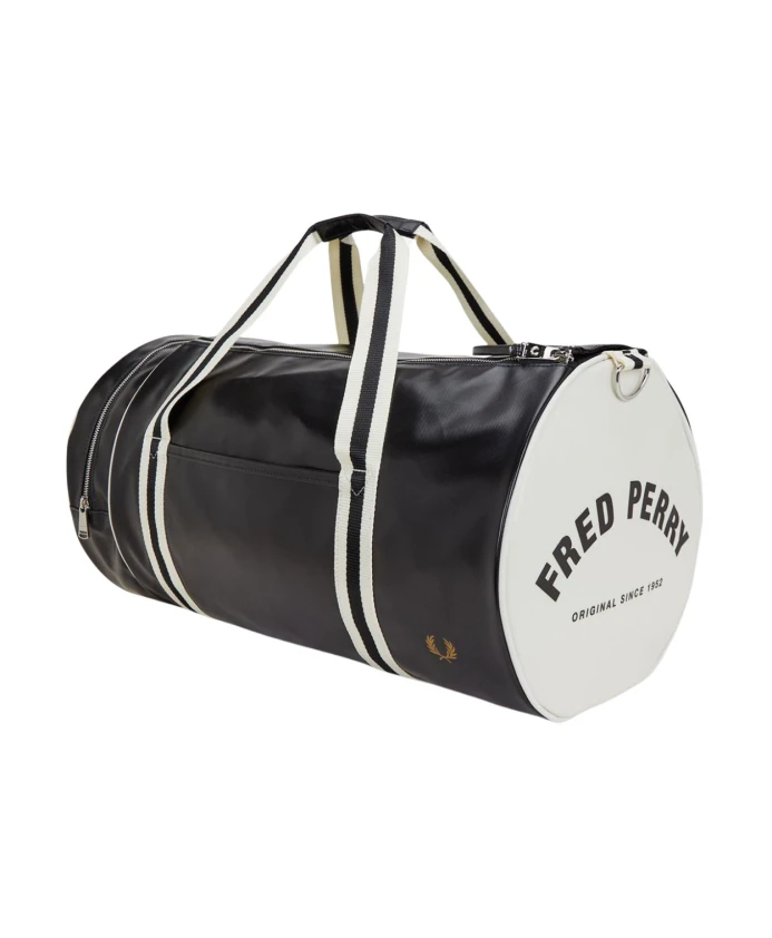 L9266 d57 Большая дорожная сумка Fred Perry, черный
L9266 d57 Большая дорожная сумка Fred Perry, черный