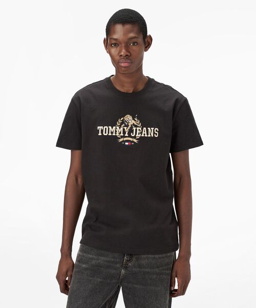 Футболка с оригинальным дизайном TOMMY JEANS, черный
Футболка с оригинальным дизайном TOMMY JEANS, черный