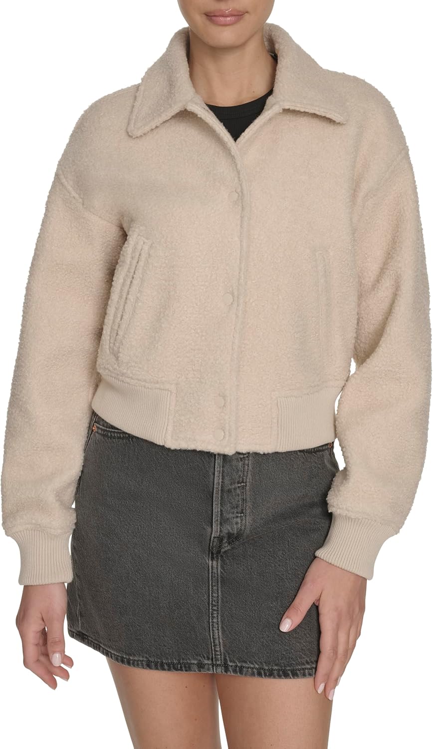 Женская университетская куртка-бомбер Levi's, Cream Boucle Laydown Collar
Женская университетская куртка-бомбер Levi's, Cream Boucle Laydown Collar