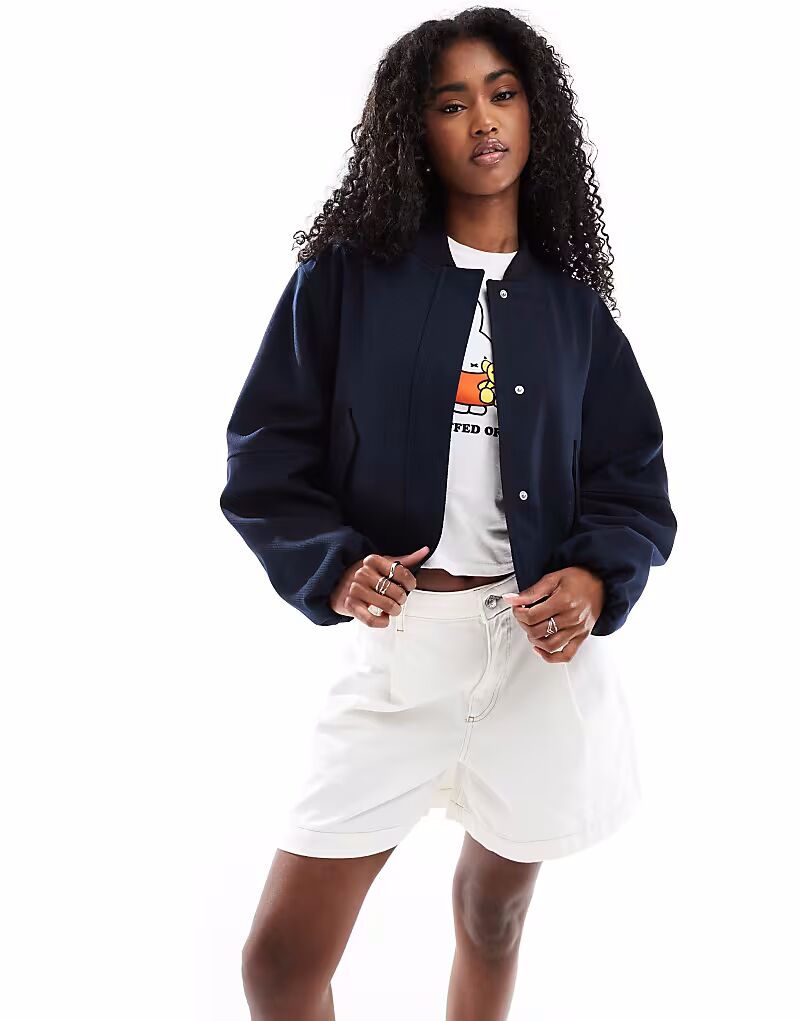 ASOS DESIGN - Элегантная куртка-бомбер в темно-синем цвете
ASOS DESIGN - Элегантная куртка-бомбер в темно-синем цвете