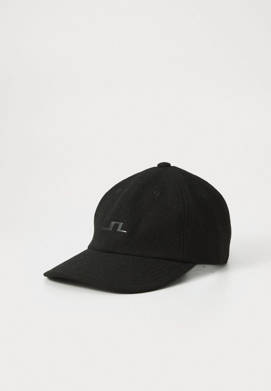 Бейсболка J.LINDEBERG ELIJAH , Black
Бейсболка J.LINDEBERG ELIJAH , Black