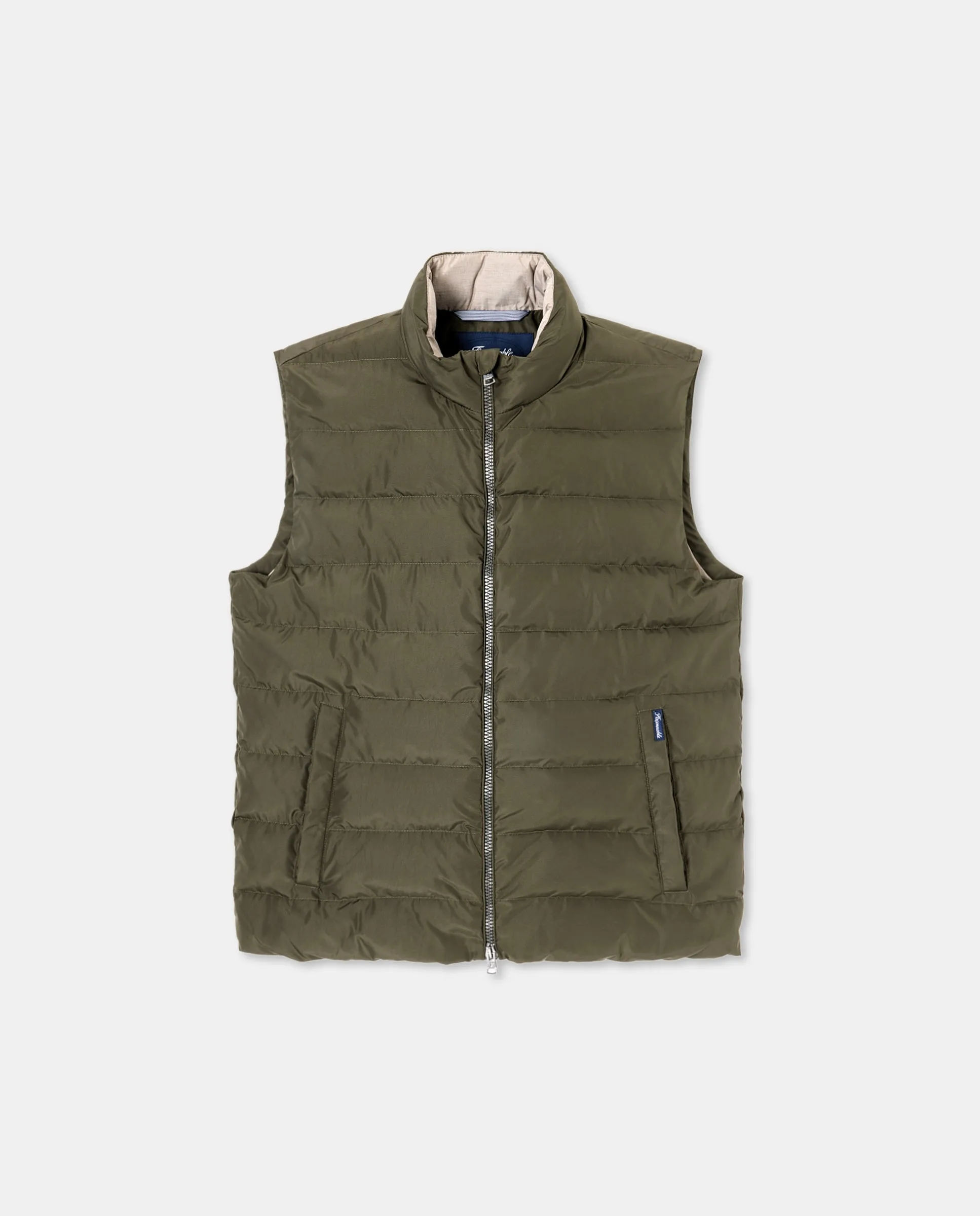 Мужской стеганый жилет с молнией и карманами Façonnable, хаки
Мужской стеганый жилет с молнией и карманами Façonnable, хаки