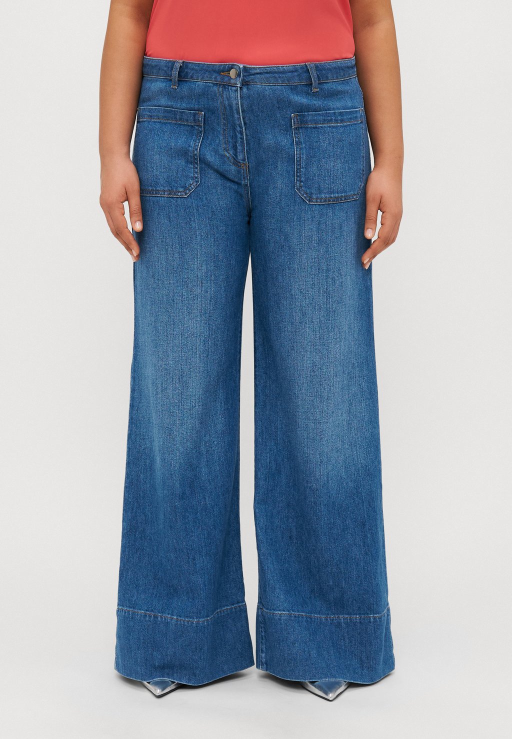 Расклешенные джинсы TENACE Persona by Marina Rinaldi, синий
Расклешенные джинсы TENACE Persona by Marina Rinaldi, синий