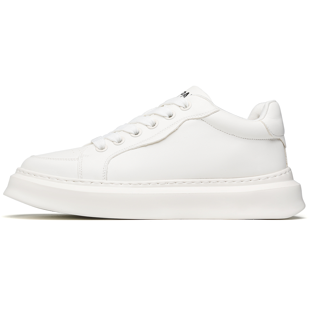 FAPAI Низкие мужские кроссовки белого цвета
FAPAI Низкие мужские кроссовки белого цвета