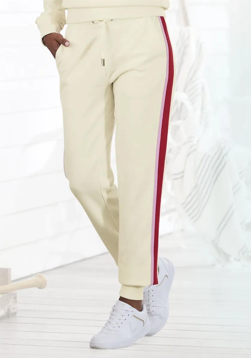 Vivance Sweatpants (1 шт.), спортивные штаны с контрастными вставками, костюм для отдыха, кремовый
Vivance Sweatpants (1 шт.), спортивные штаны с контрастными вставками, костюм для отдыха, кремовый