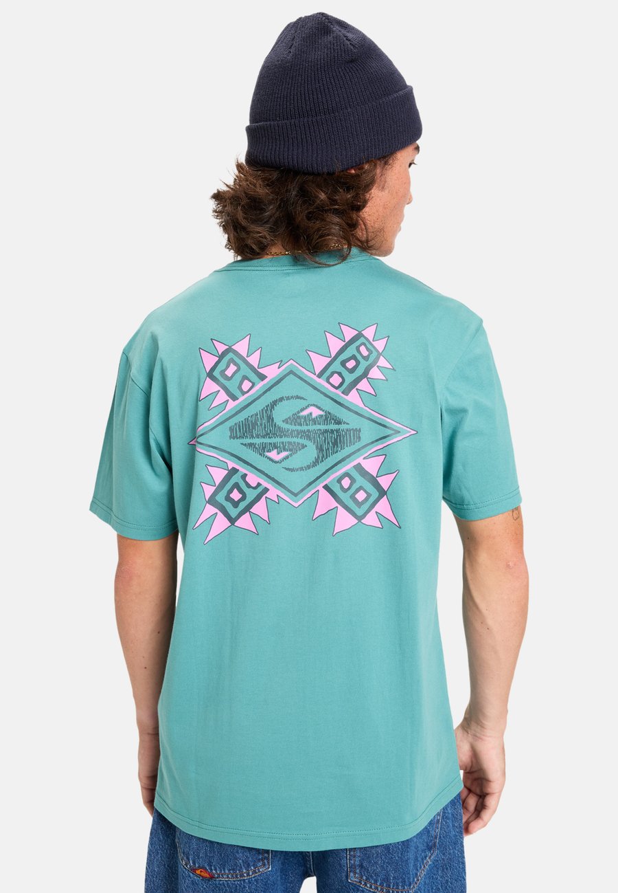 Футболка Quiksilver SWELL OVATION, Blue/Light Blue, Синий, Футболка Quiksilver SWELL OVATION, Blue/Light Blue
Футболка Quiksilver SWELL OVATION, Blue/Light Blue, Синий, Футболка Quiksilver SWELL OVATION, Blue/Light Blue