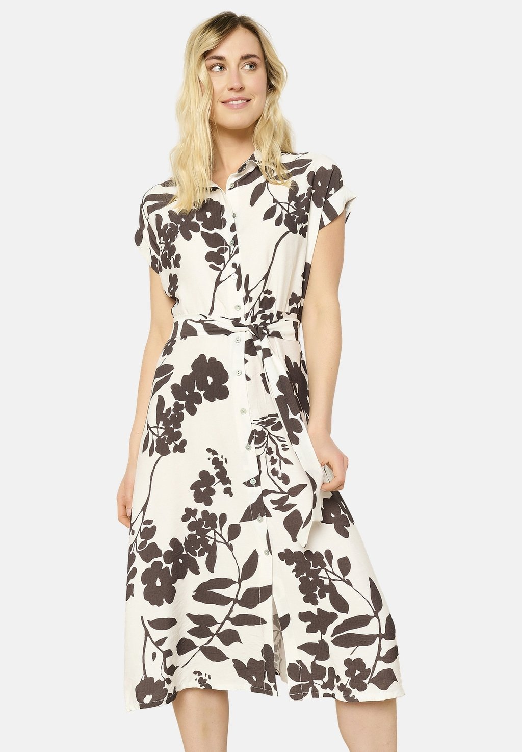 Платье-рубашка FLOWING LolaLiza, коричневый
Платье-рубашка FLOWING LolaLiza, коричневый