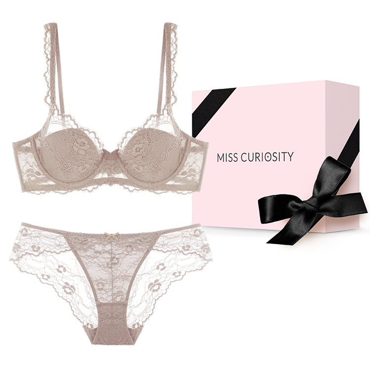 MISS CURIOSITY Подарочный набор женского белья
MISS CURIOSITY Подарочный набор женского белья