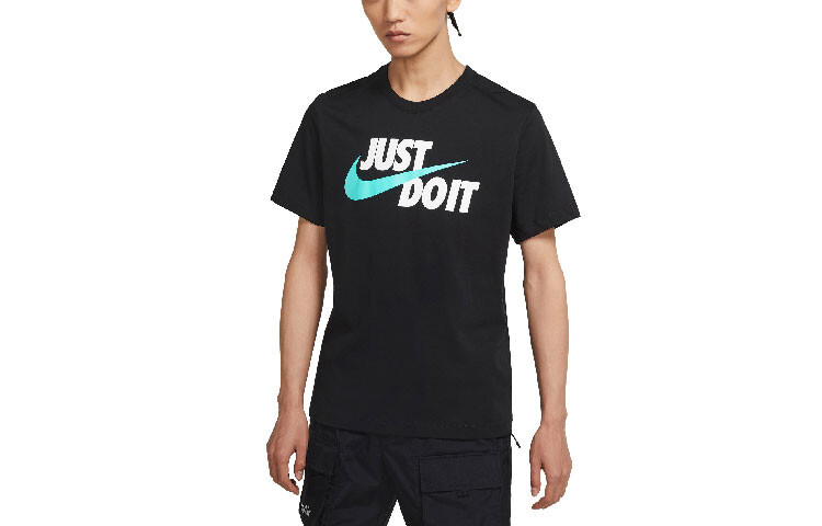 Футболка мужская черная Nike, черный
Футболка мужская черная Nike, черный