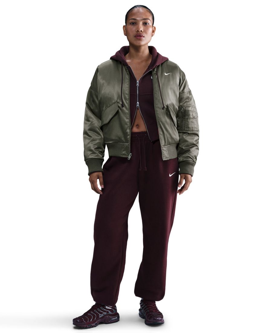 Женская двусторонняя куртка-бомбер Therma-FIT Nike, Medium Olive
Женская двусторонняя куртка-бомбер Therma-FIT Nike, Medium Olive