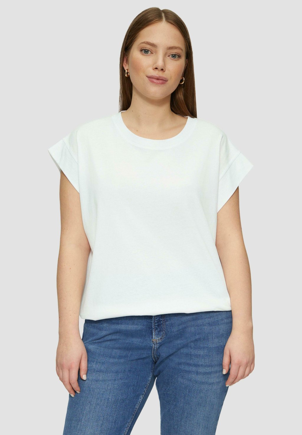 Базовая футболка QS, белый
Базовая футболка QS, белый