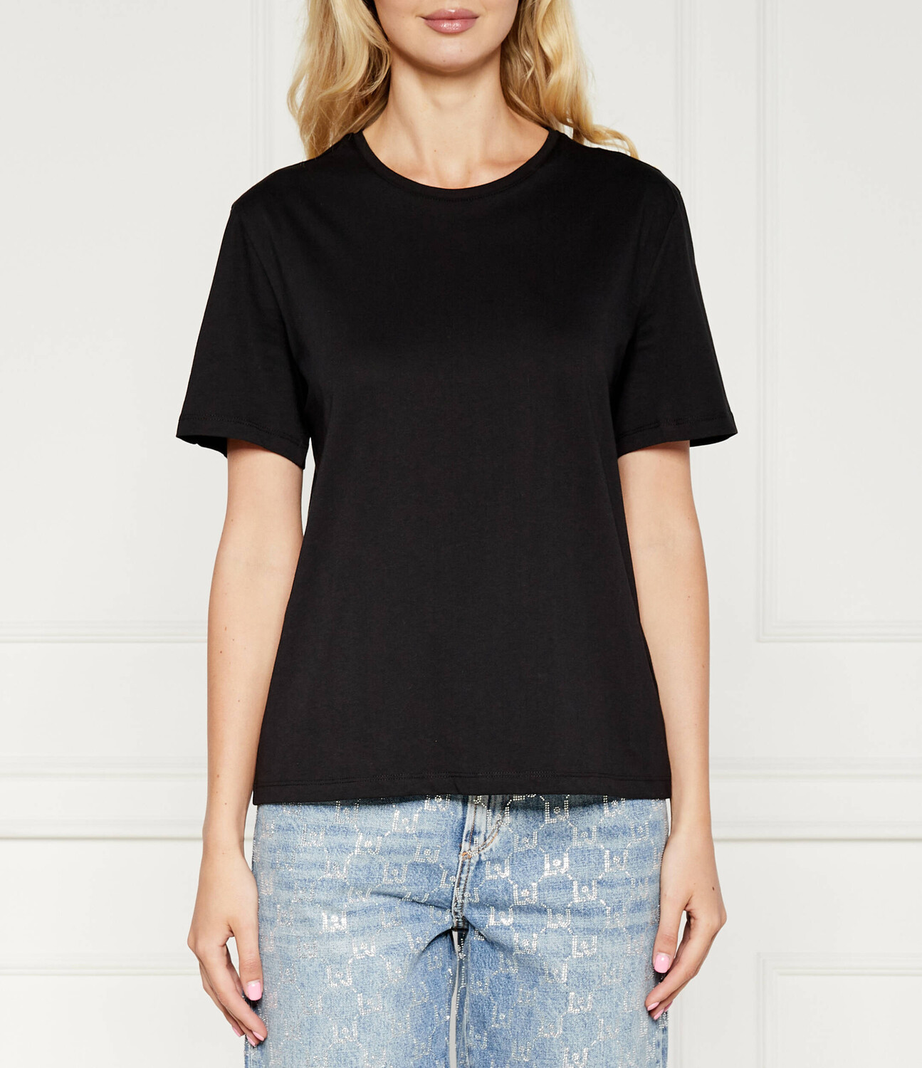 Футболка Liu Jo Regular Fit, черный
Футболка Liu Jo Regular Fit, черный