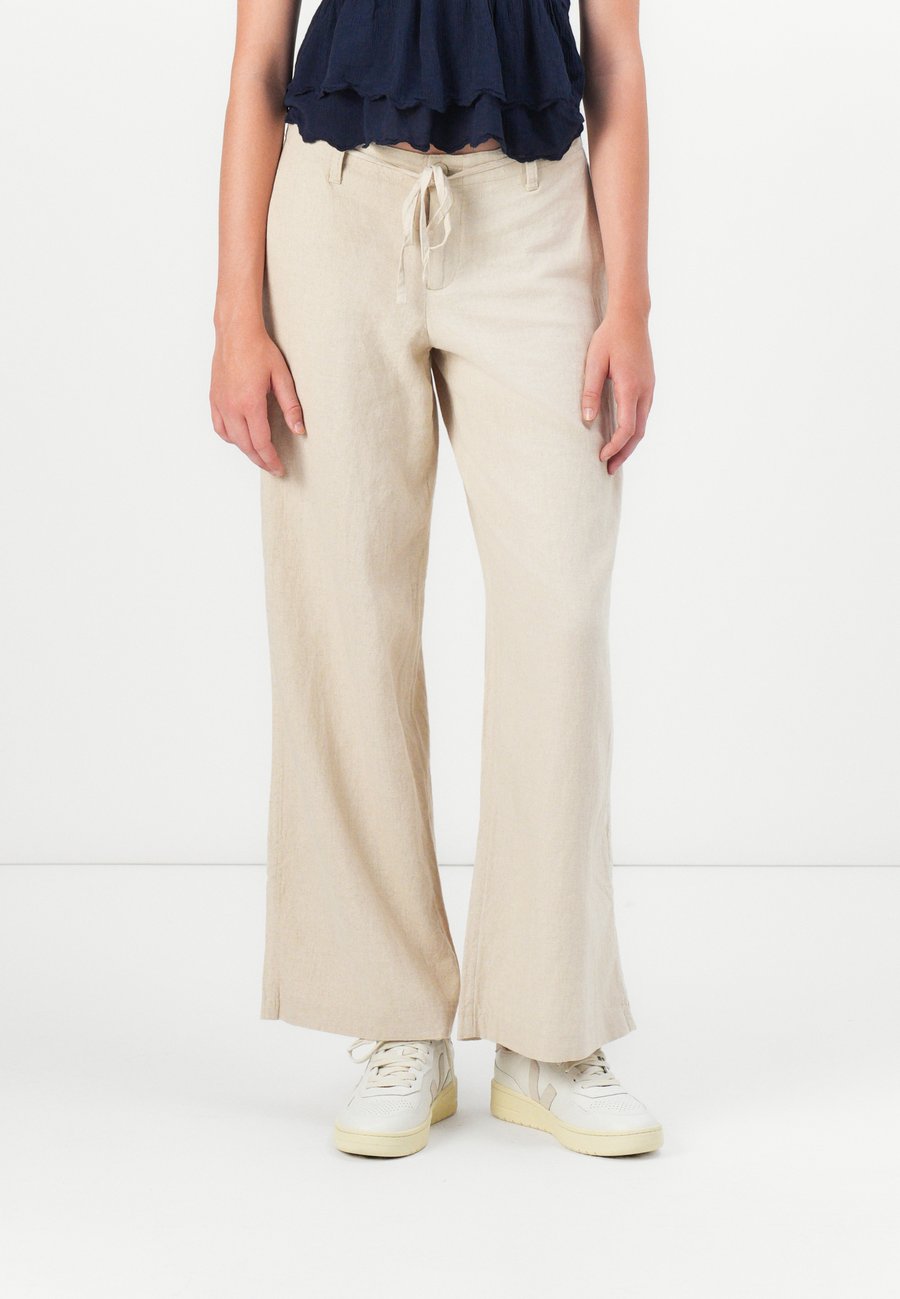 Брюки Hollister Co. FIXED WAIST SUPER BAGGY, Light Grey
Брюки Hollister Co. FIXED WAIST SUPER BAGGY, Light Grey