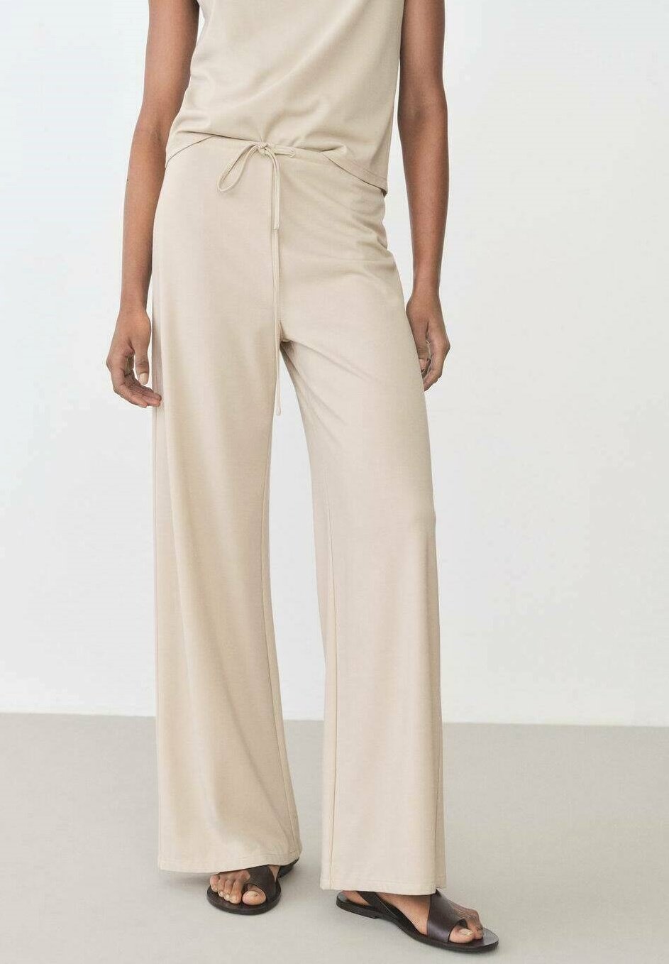 Брюки CANDELA Mango, песочный
Брюки CANDELA Mango, песочный