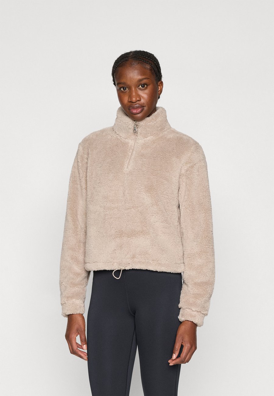 Джемпер ONLY Play ONPCAS-FLUF SHORT, String/Beige
Джемпер ONLY Play ONPCAS-FLUF SHORT, String/Beige