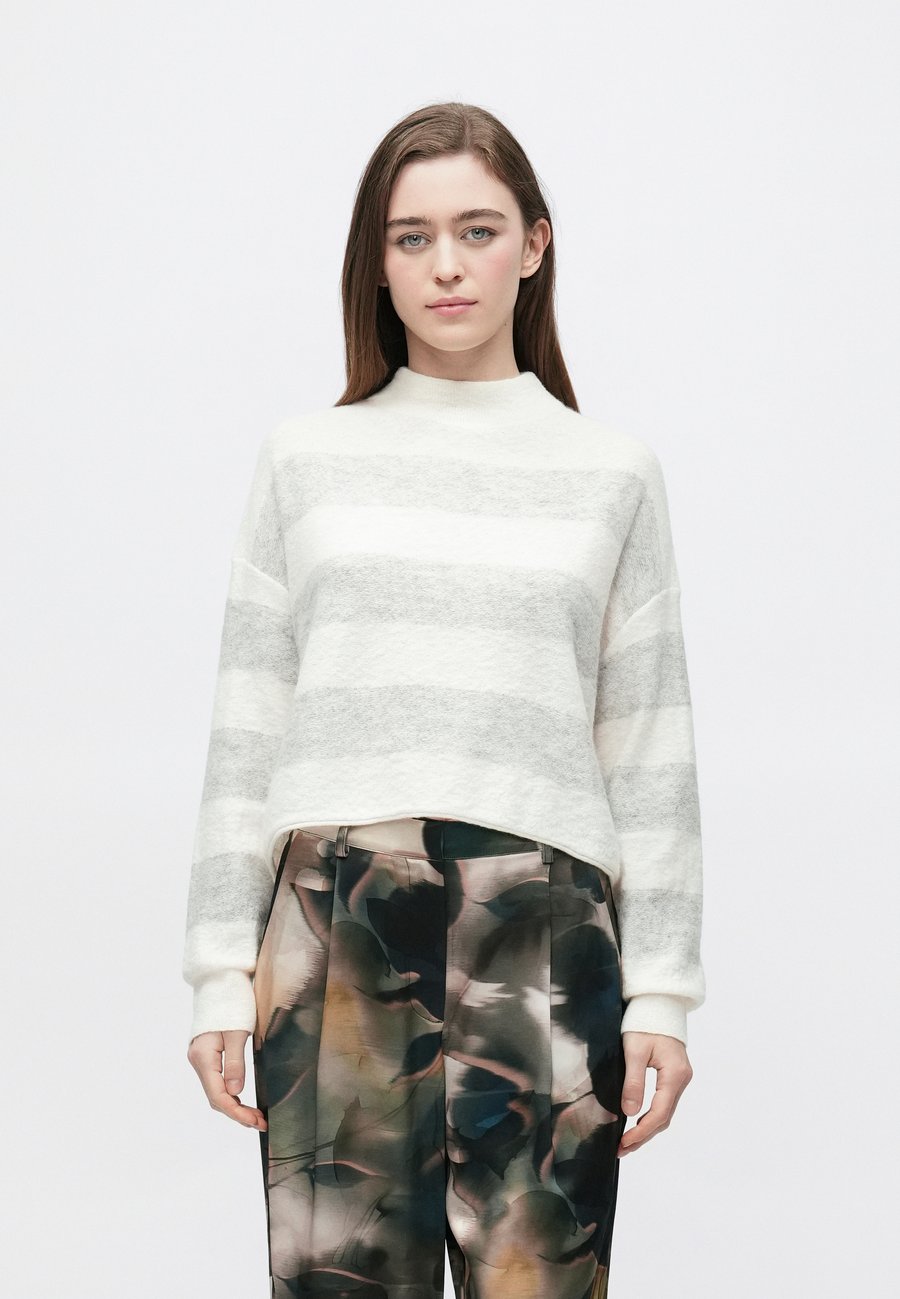 Джемпер DRYKORN MATHISA, Off White/Off-White
Джемпер DRYKORN MATHISA, Off White/Off-White