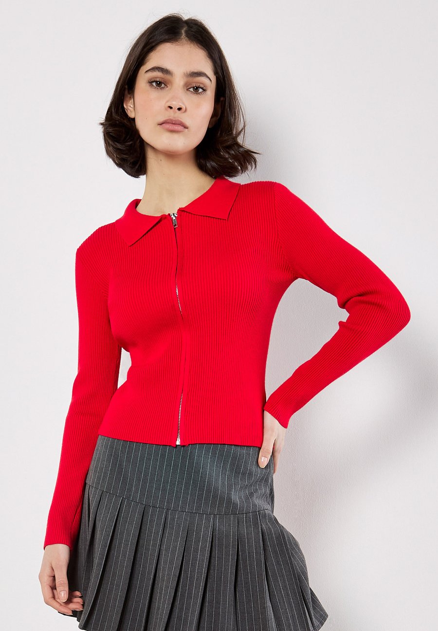 Кардиган Apricot Cardigan, Red
Кардиган Apricot Cardigan, Red