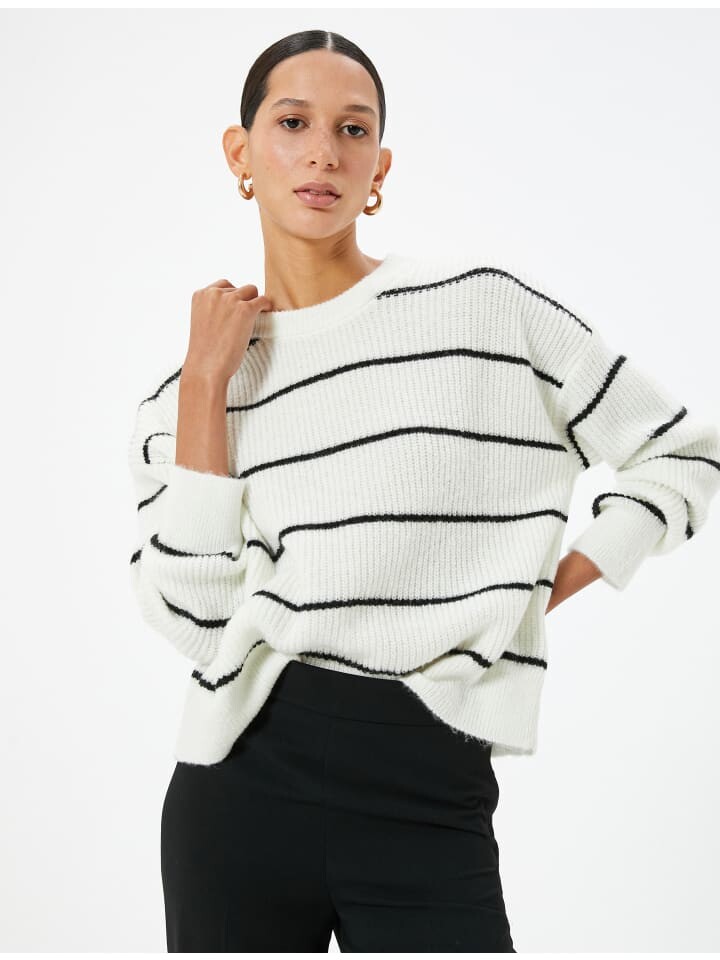 Толстовка KOTON Sweater, цвет Schwarz Gestreift
Толстовка KOTON Sweater, цвет Schwarz Gestreift