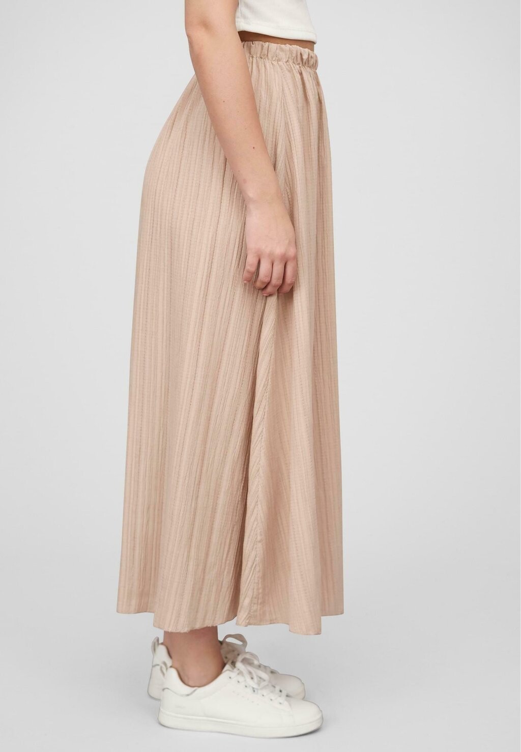 Юбка макси LONGFORM MIT STRUKTURMUSTER UND GUMMIBUND Cloud 5ive, бежевый 
Юбка макси LONGFORM MIT STRUKTURMUSTER UND GUMMIBUND Cloud 5ive, бежевый
