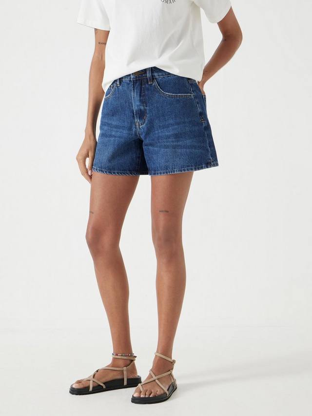 Основные джинсовые шорты HUSH, Mid Blue
Основные джинсовые шорты HUSH, Mid Blue