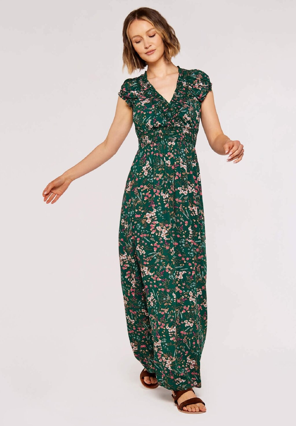Платье макси BOTANICAL DITSY Apricot, цвет green
Платье макси BOTANICAL DITSY Apricot, цвет green